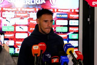 „Proștii proștilor!” » Mario Camora, după înfrângerea cu Dinamo: „E complicat să faci antrenamente așa”