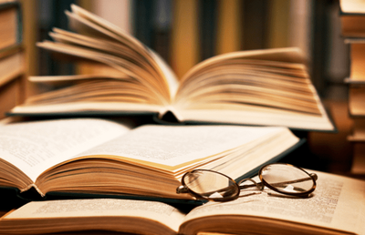 TOLO: Bun de tipar 2019 - cu cât avem mai puțin timp de citit, cu atât cărțile sunt mai bune