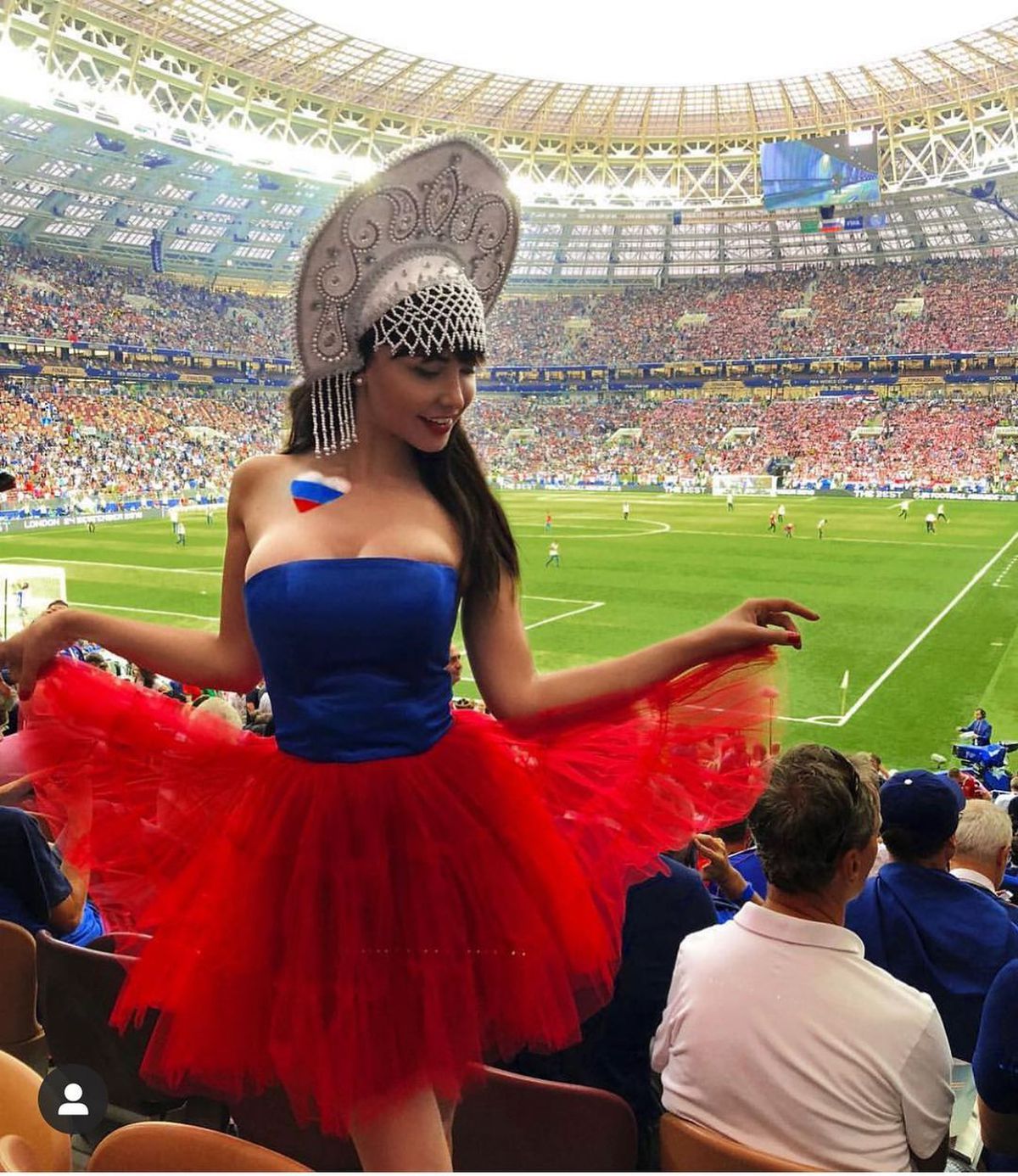 „Sex-simbolul Rusiei” e ultras Chelsea. Dar nici englezii nu erau pregătiți pentru ce imagini a postat