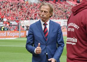 Christoph Daum, aproape să preia un club mare din Europa » Fostul elev l-a dat de gol: „Să îi urăm succes?”