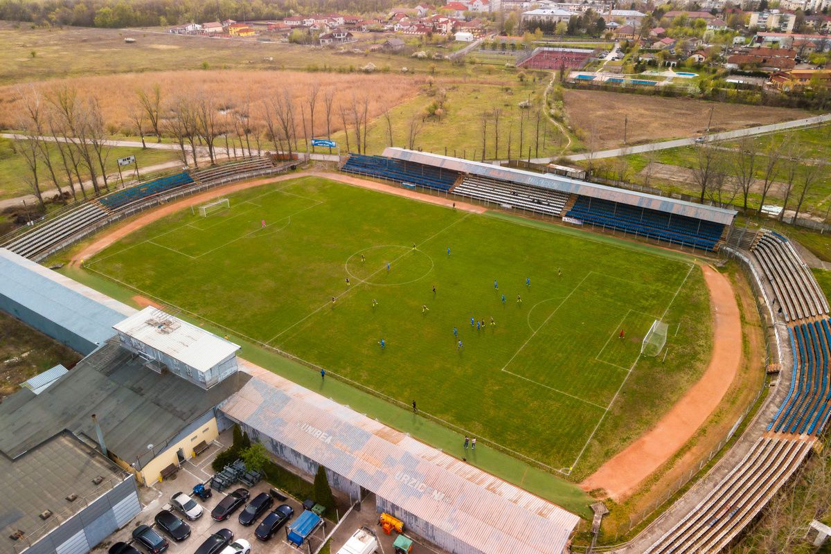 Stadioane uitate ale României