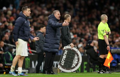 Antrenorul a sărit la bătaie, la finalul meciului Tottenham - Bournemouth