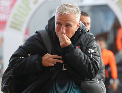 Dan Petrescu „e pe lista scurtă” a unui club care îi dă de 4 ori salariul ...