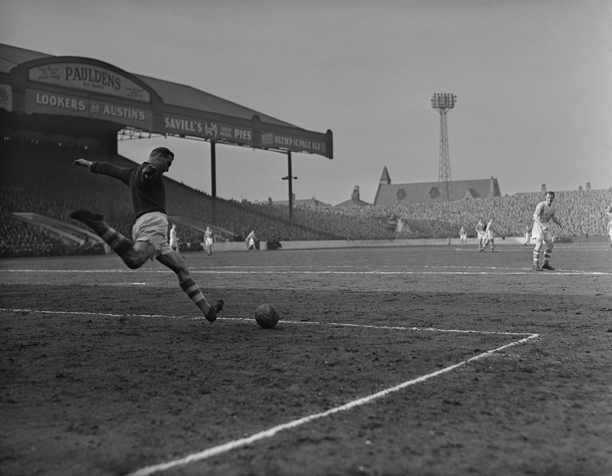 Viață de film: de la prizonier nazist de război, blondul cu ochi albaștri a ajuns erou la un club gigant! » „Sunt cel care a jucat cu gâtul rupt în finală”