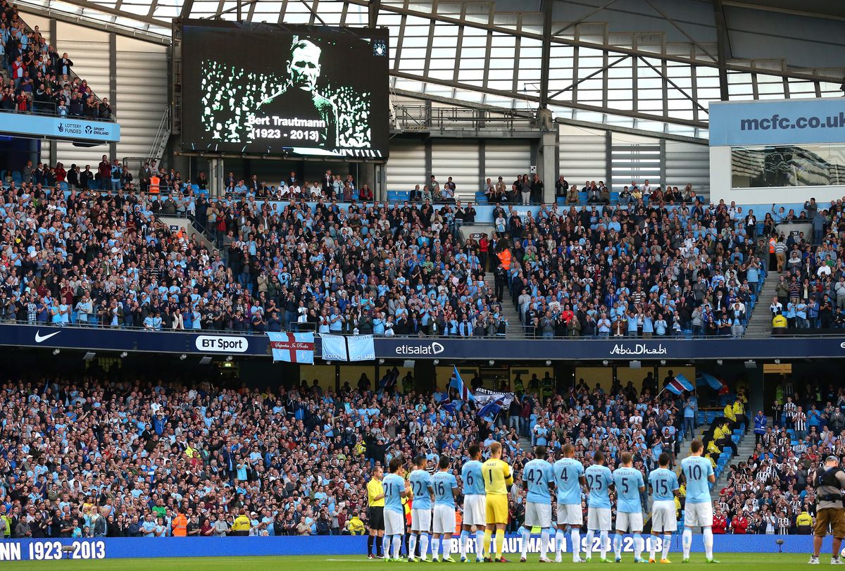 Viață de film: de la prizonier nazist de război, blondul cu ochi albaștri a ajuns erou la un club gigant! » „Sunt cel care a jucat cu gâtul rupt în finală”