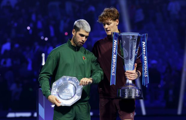 Câți bani au câștigat în 2025 Jannik Sinner, Carlos Alcaraz și Novak Djokovic pentru fiecare oră petrecută pe terenul de tenis