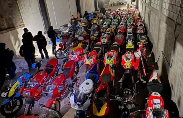 O colecție impresionantă de motociclete a fugarului Ryan Wedding a fost confiscată în Mexic