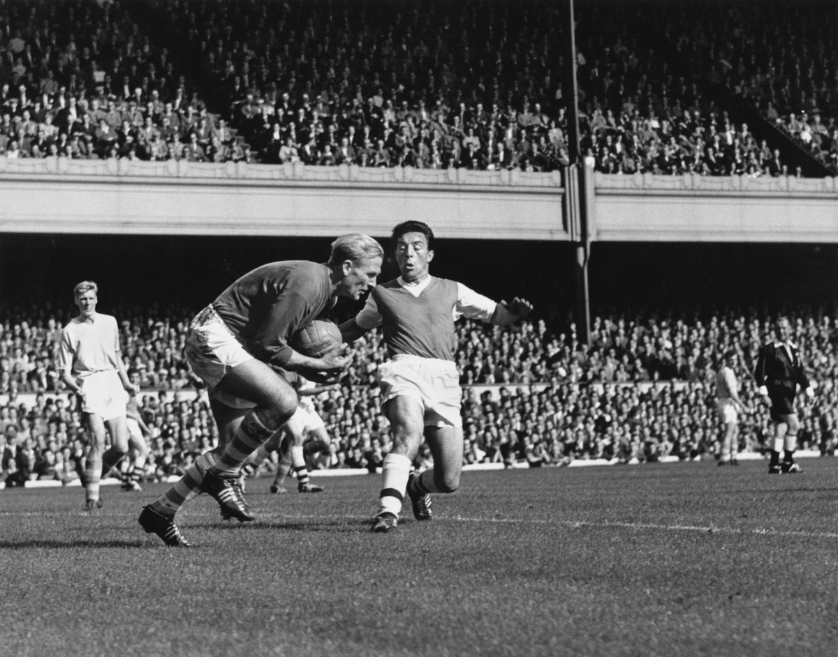 Viață de film: de la prizonier nazist de război, blondul cu ochi albaștri a ajuns erou la un club gigant! » „Sunt cel care a jucat cu gâtul rupt în finală”