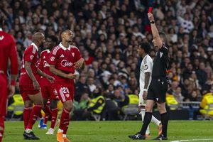 IFAB votează 4 modificări de regulament! » Noutate la analiza VAR + Extinderea regulii de 8 secunde la auturi