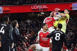 Emiliano Martinez, în conflict cu fanii pe Emirates! A încasat patru goluri, iar răspunsul a venit printr-o postare ironică pe rețelele de socializare