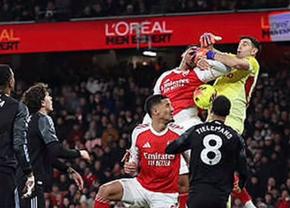 Emiliano Martinez, în conflict cu fanii pe Emirates! A încasat patru goluri, iar răspunsul a venit printr-o postare ironică pe rețelele de socializare